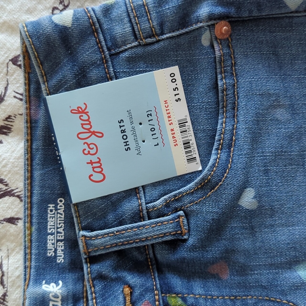 Hearts Denim Shorts - Picture 4 of 4